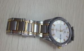 天王表如何调日期