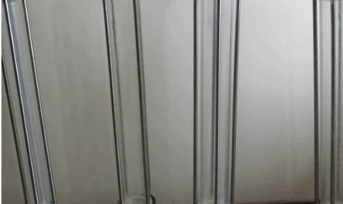 盛水玻璃柱的作用