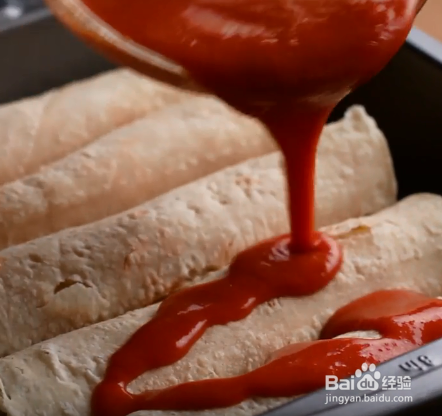 鸡肉辣酱玉米卷