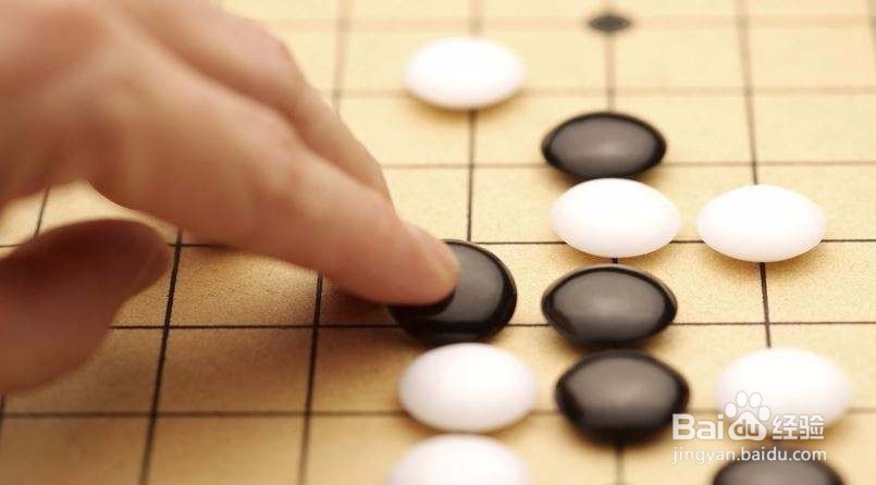 如何来玩五子棋