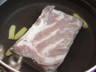 广式脆皮烤肉怎么做？