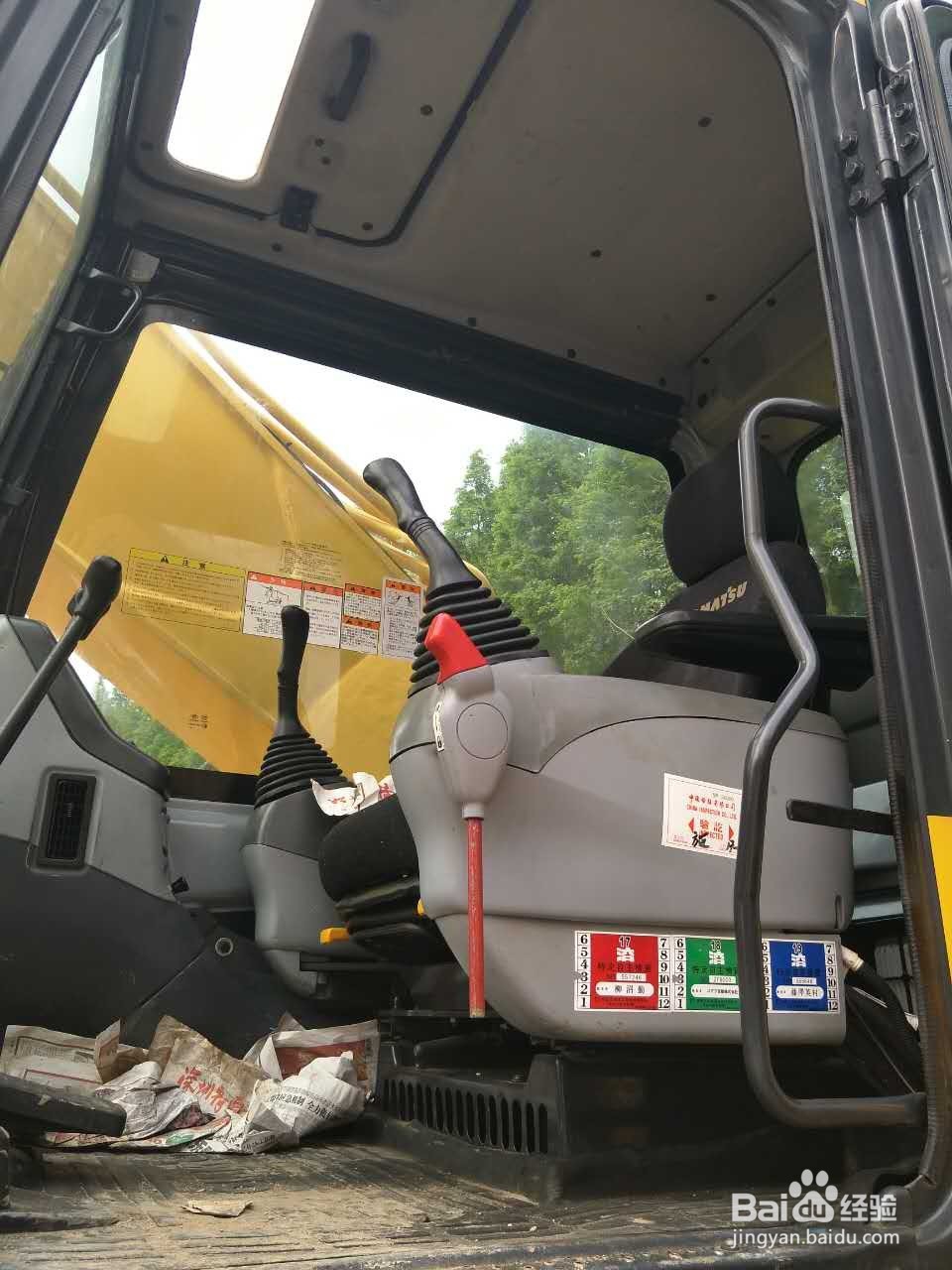 如何购买二手挖掘机_江苏金山二手挖掘机市场