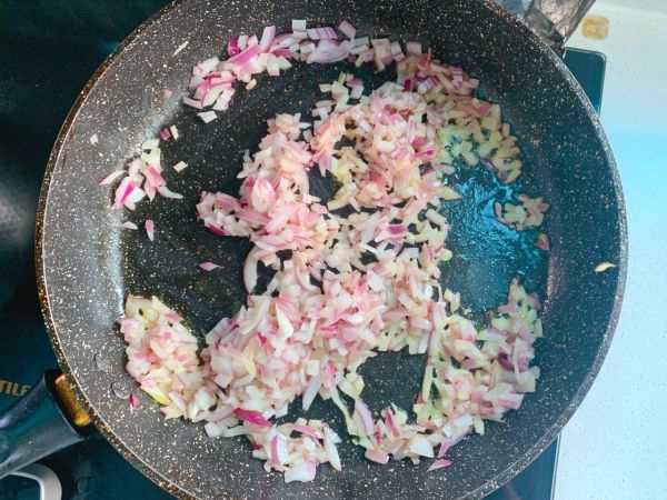 开放式牛肉芝士烤欧包