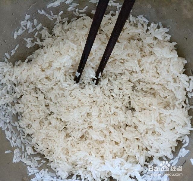 如何做出美味竹筒饭？