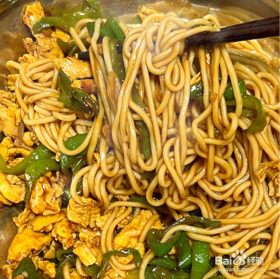 青椒鸡蛋面的做法