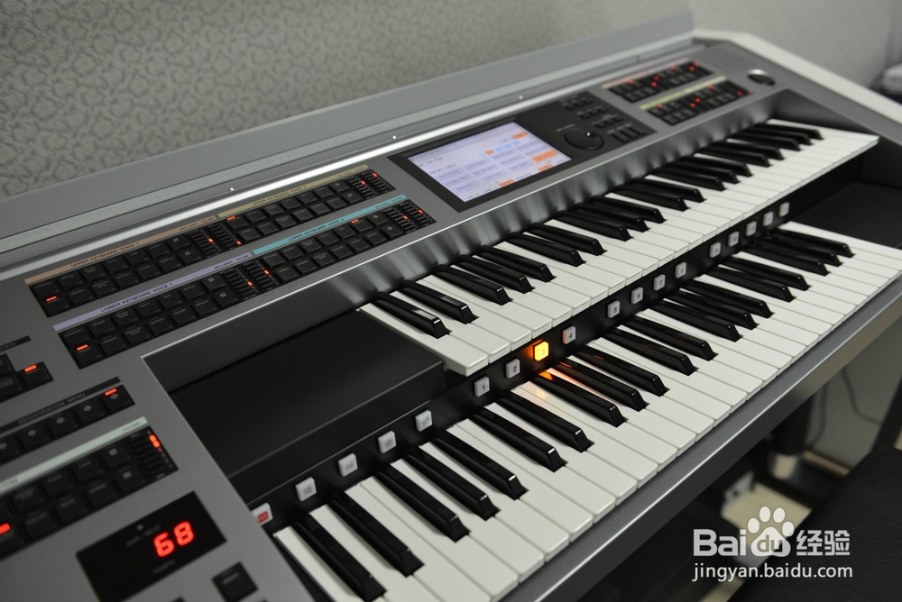 如何正确引导孩子双排键电子琴入门？