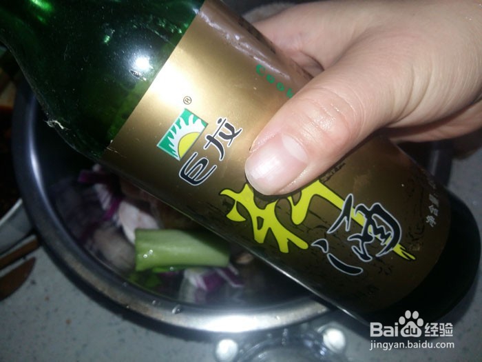 微波炉烤鸡做法。皮焦肉嫩