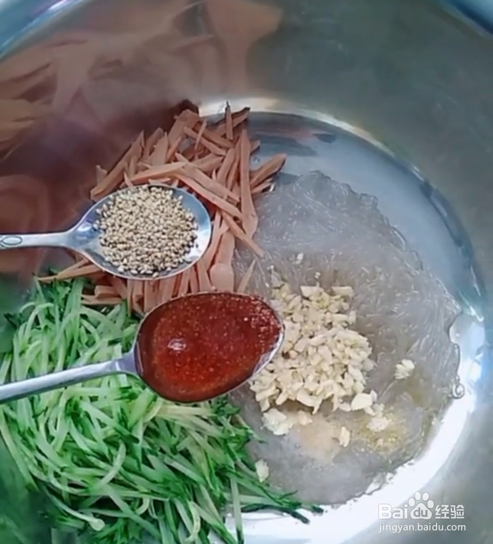 家常版凉拌三丝的美味做法