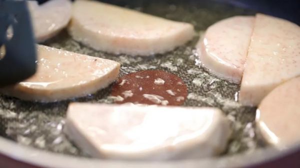 冬虫夏草芋头扣肉