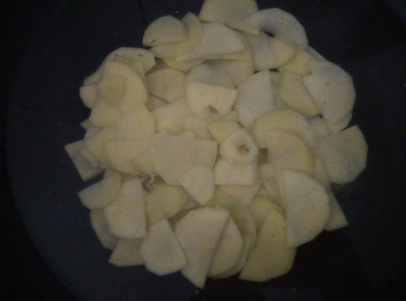 土豆片炒腊肉居然还有这种功效!