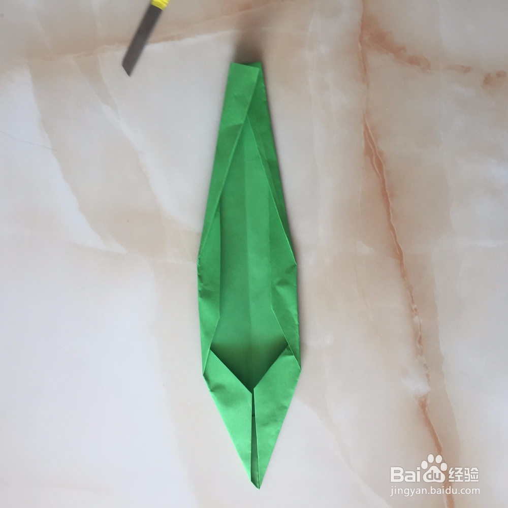 郁金香叶子的折法