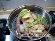 怎样做酥香樟茶鸭