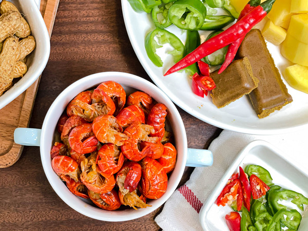 咖喱小龙虾拌饭