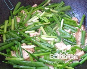 小葱咕嘟豆腐怎么做