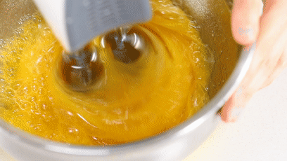 草莓蛋糕杯子怎么做