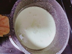 在家制作美味的椰糕