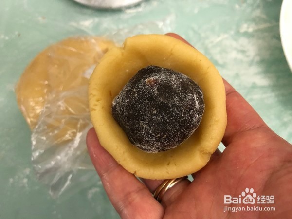 如何做出好吃美味的枣泥麻饼