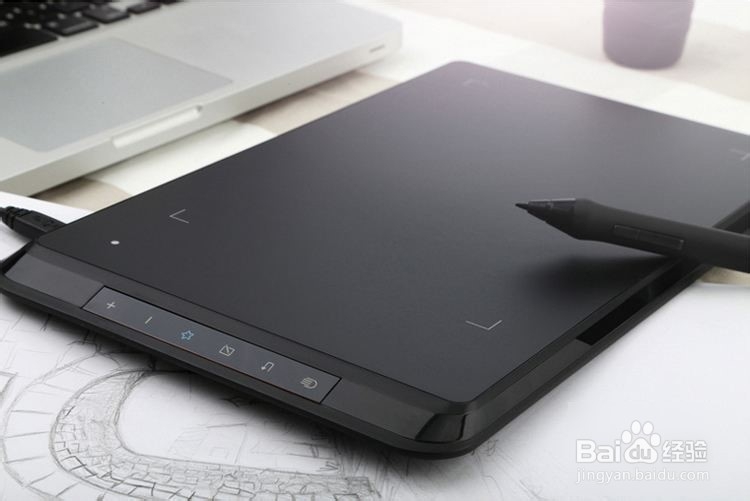 板绘初学者怎么选择适合自己的数位板？