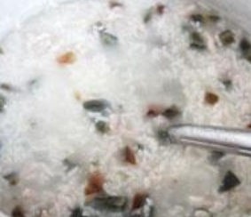 如何制作皮蛋瘦肉粥