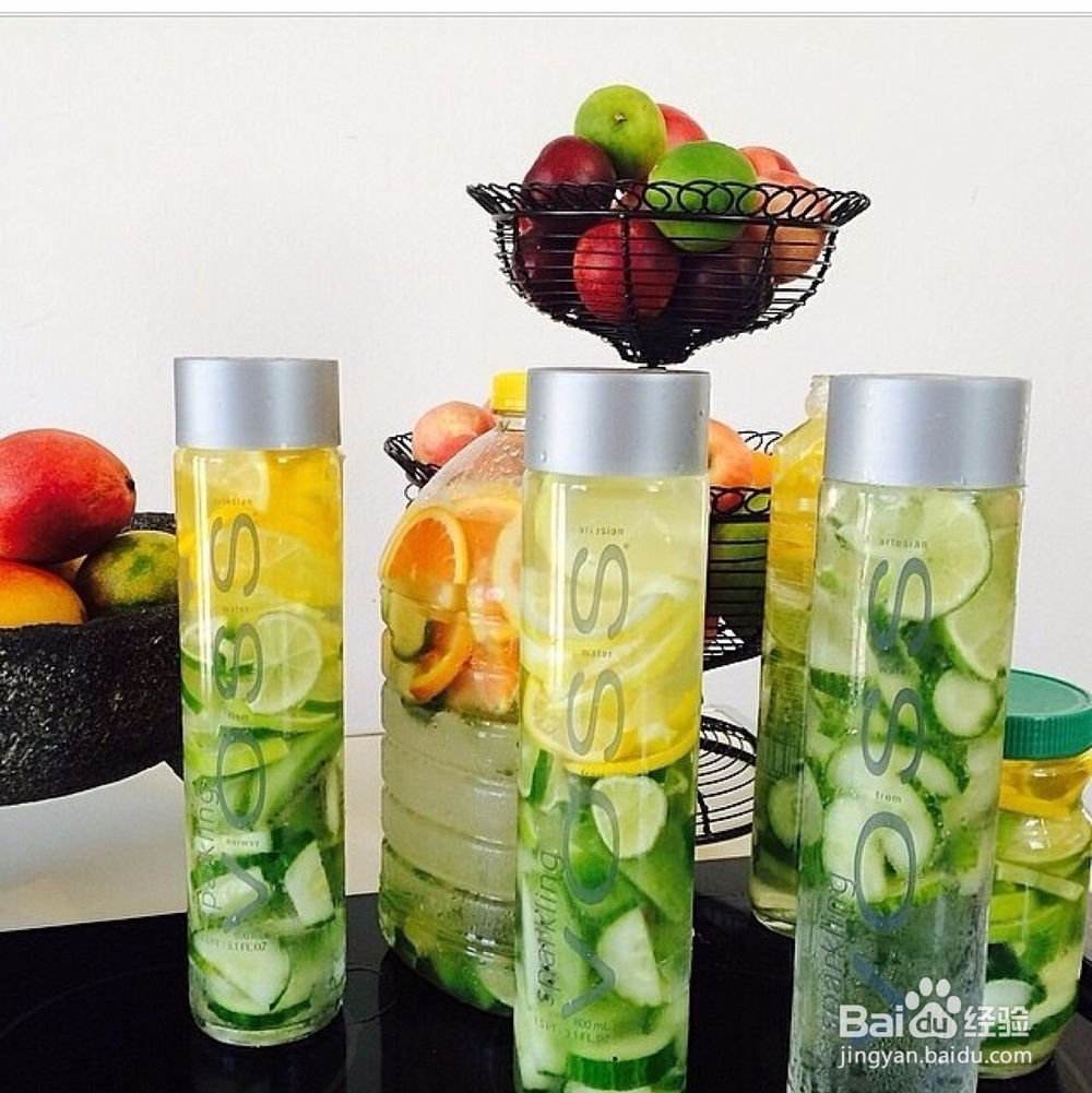 如何使用唯他可可天然椰子水做一款DIY潮饮