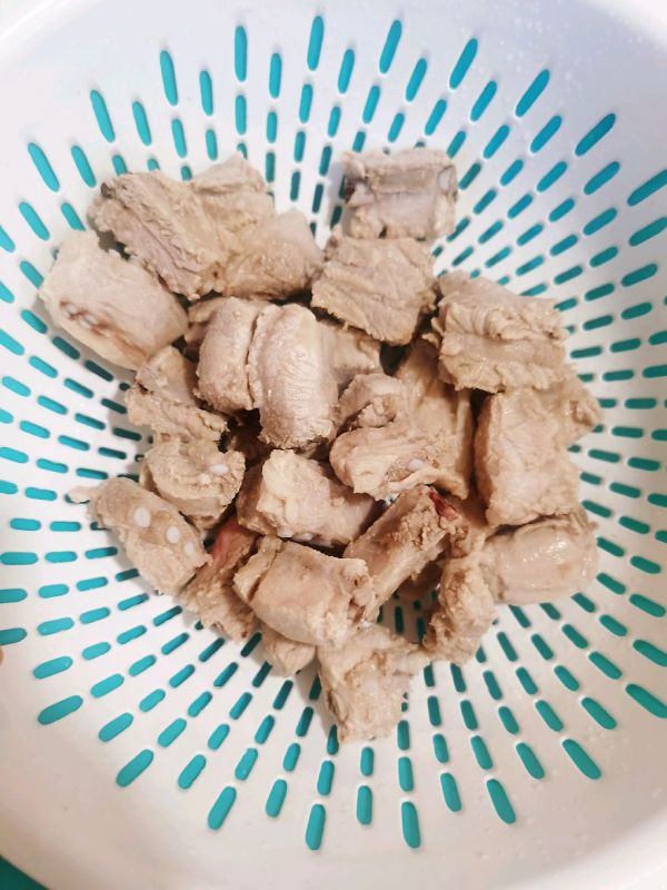 飘香萝卜炖烧排骨汤