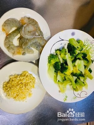超鲜美的虾仁西兰花