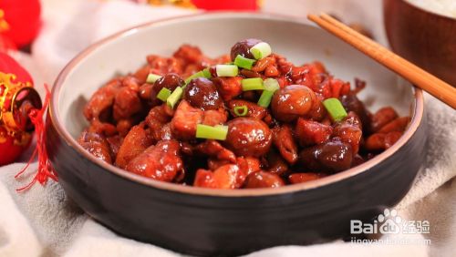 春节家宴必备的板栗烧鸡，汁浓栗香超简单！