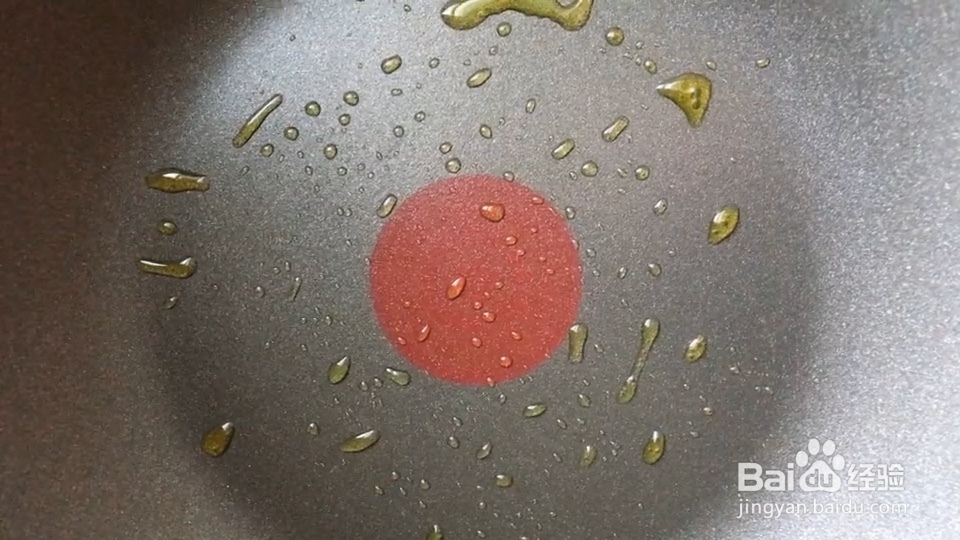 如何在家中做出好看的爱心烤肠。