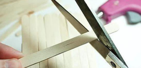 怎么用冰棍杆手工制作化妆品收纳盒子