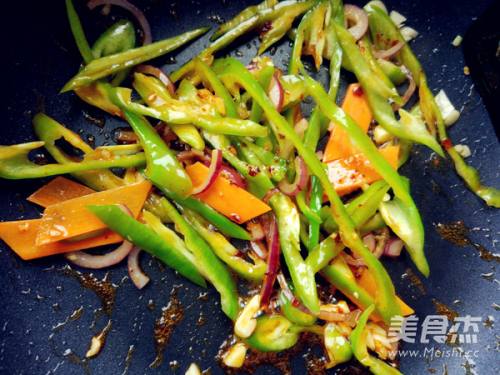 辣炒鸡胗的做法
