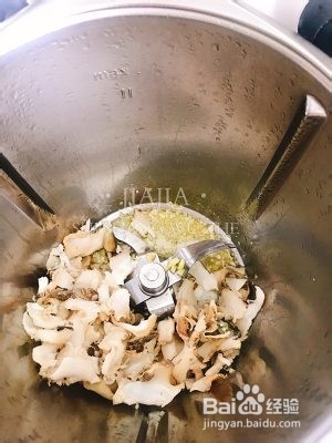 炒海螺片的做法