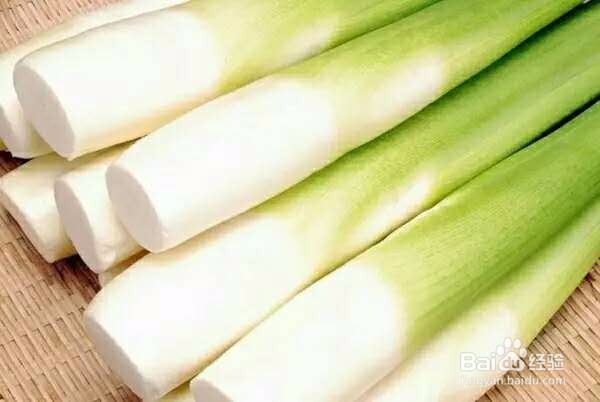 女人要想皱纹少，这些食物不可少