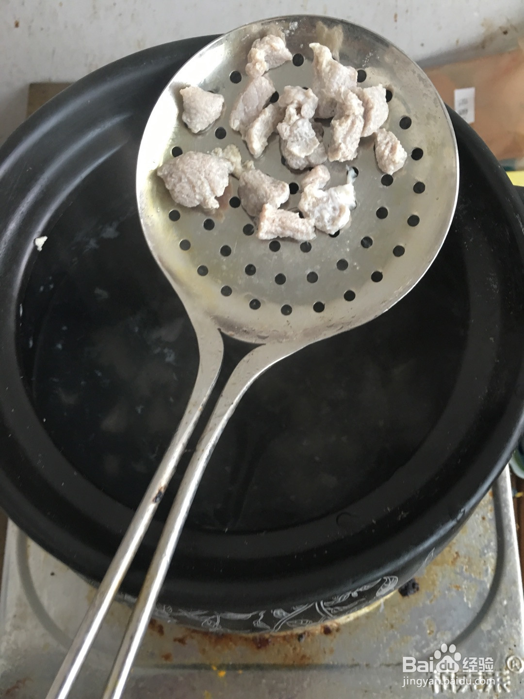 皮蛋瘦肉粥的做法