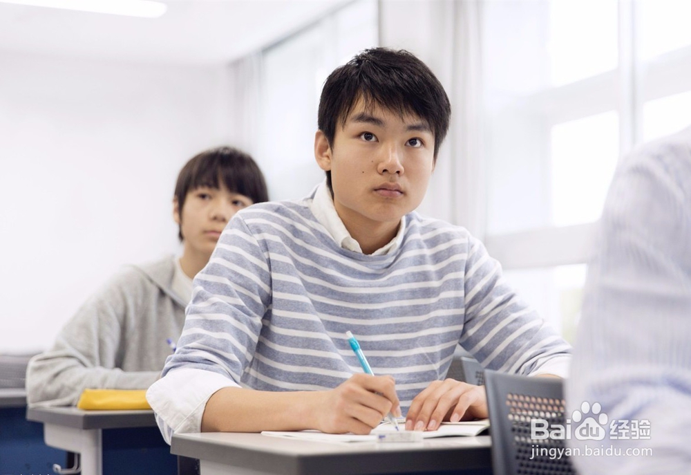 大学如何迅速提高学习成绩不挂科进而获得奖学金