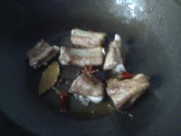 红烧排骨