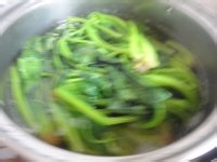 自制凉拌菠菜的做法