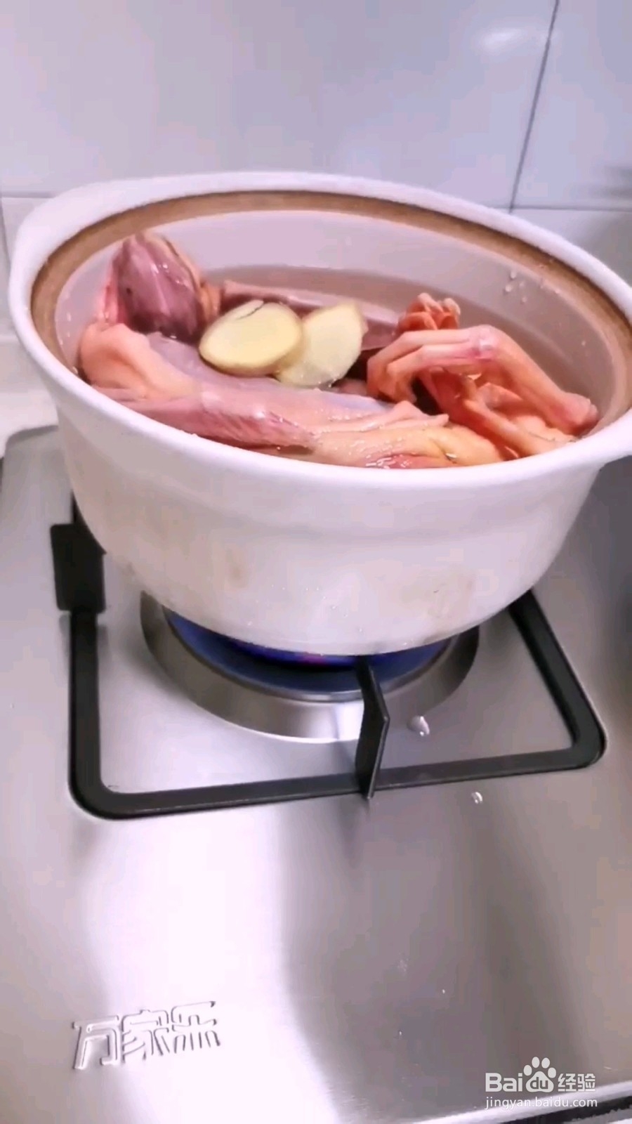 好吃到哭的虫草老鸭煲