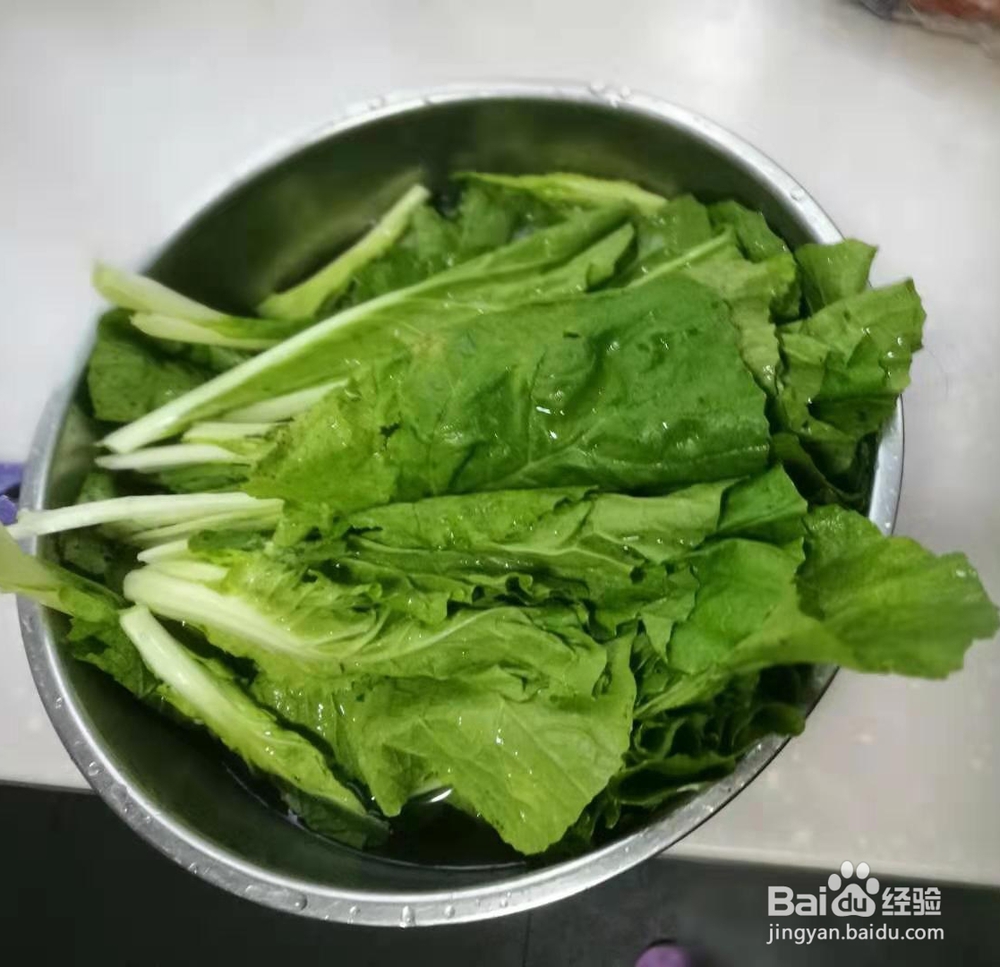 抢着吃的小白菜粉条