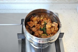 红焖山楂羊肉的经典做法