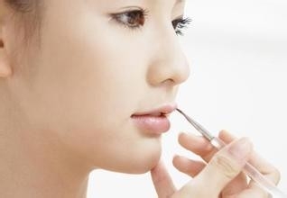 简单搞定你的淡妆问题