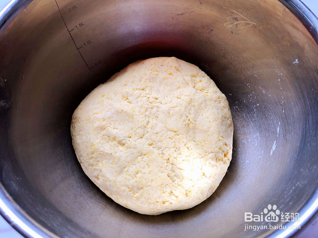 奶香玉米面饼的做法