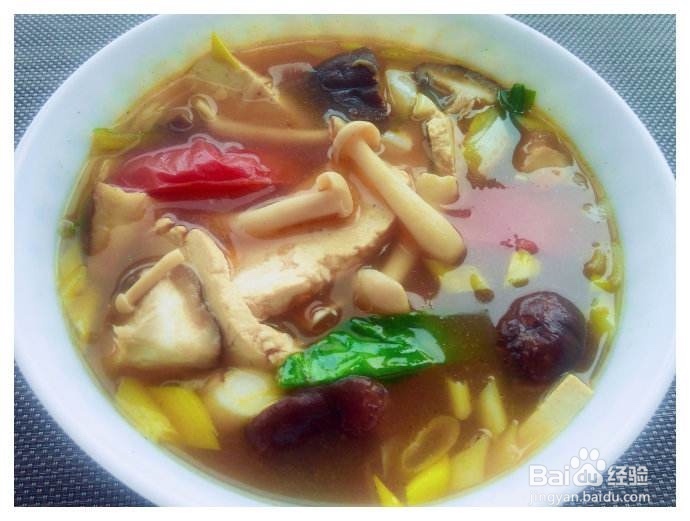 蘑菇豆腐汤的做法