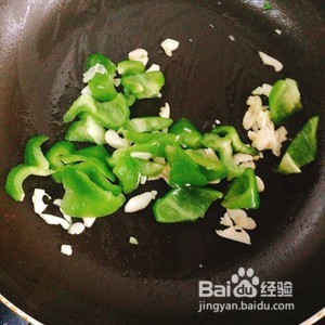 五花肉干煎土豆片