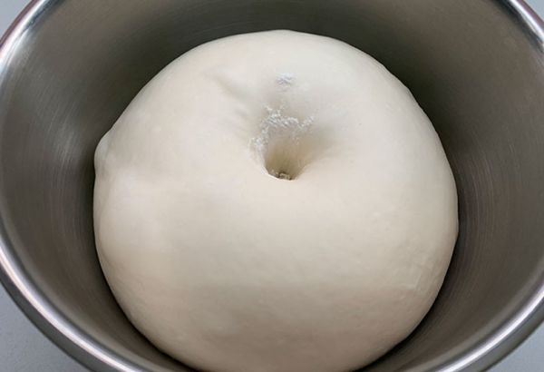 日式蜜豆芝麻包