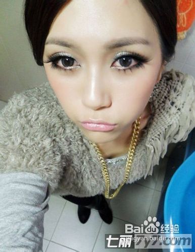 如何巧画妩媚眼妆瞬间秒杀名媛妆