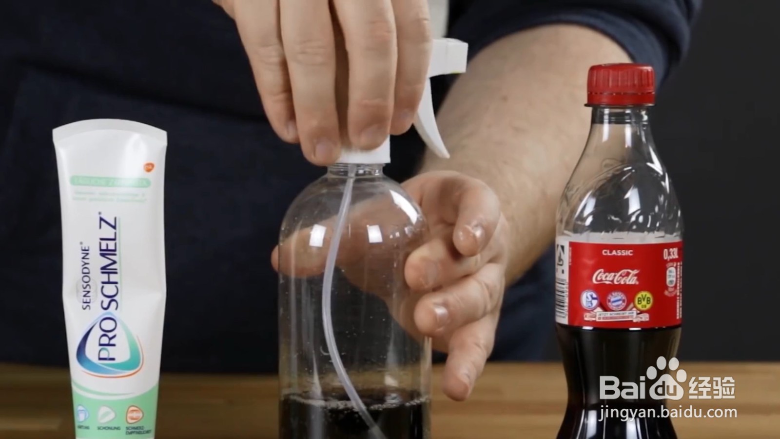 怎么快速清理洗漱台的污垢