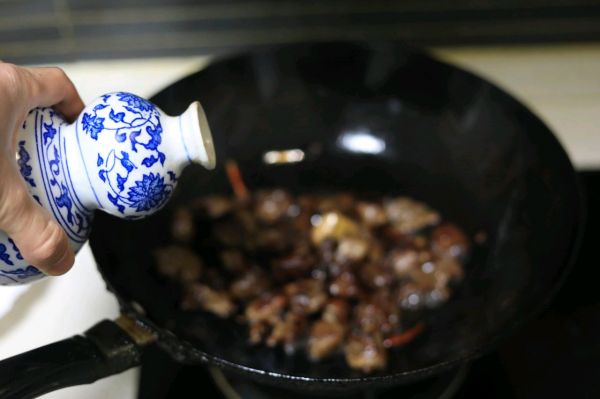 经典搭配－萝卜烧牛肉