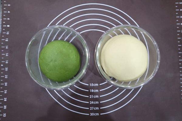 抹茶双色爱心吐司