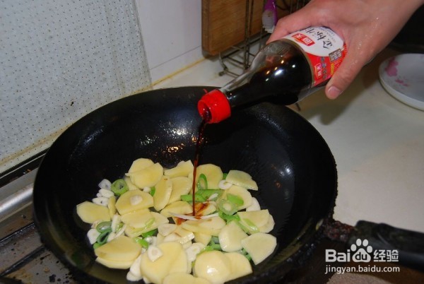 娃娃菜炒土豆怎么做