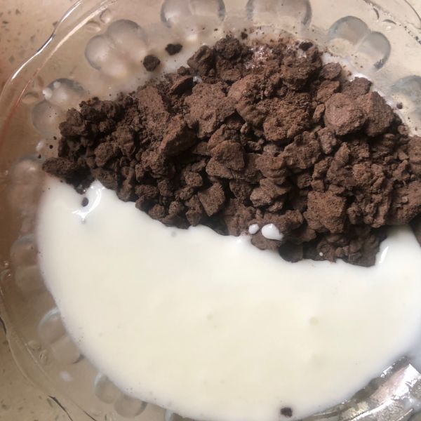 奥利奥鲜芋鲜奶